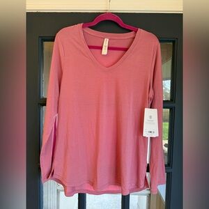 NWT Athleta Long-Sleeve V-Neck Top in Dusty Rose Size Large
